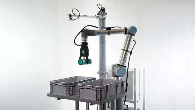 RightHand�Ƴ��ڶ���ʰȡ�C����ϵ�y