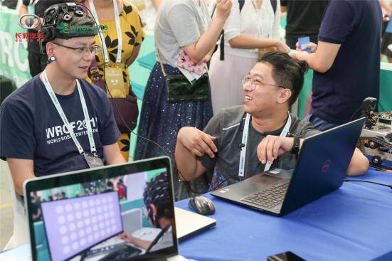 ����C���˿��Qِ�_Ļ���L����܇�ǻ۹��S���ݎp��Ƽ����Q