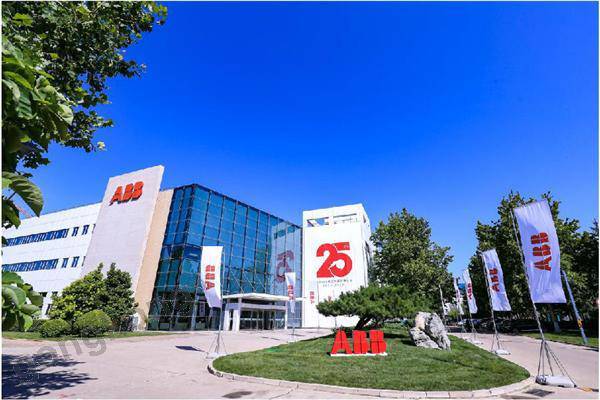 ABB�ھ��O���ׂ��ǻ۽����͑��w��������cף�͉��������S25����