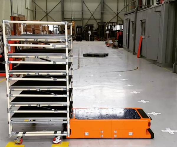 MAROROBOTTECH,智能物流機器人的引領者 以二維碼識別系統和運動控制系統技術實現差別化