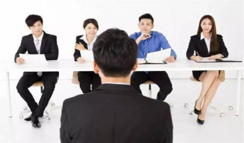 世界首個職場機器人,將替代公司面試官,拒絕“有色眼鏡”