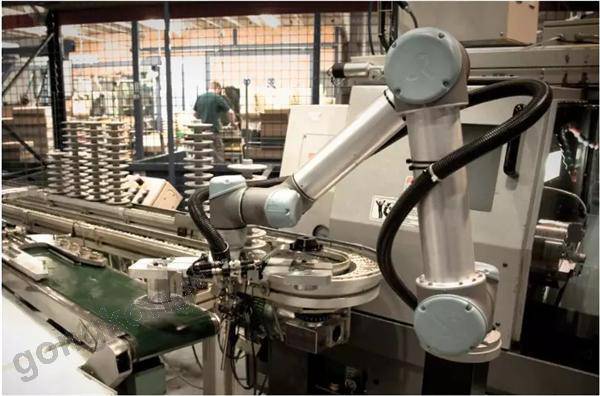 �����C���˸�׃�oՓ��С��